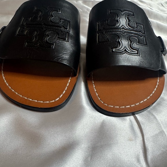 Tory Burch Black and Tan Slide Sandals - Picture 3 of 7